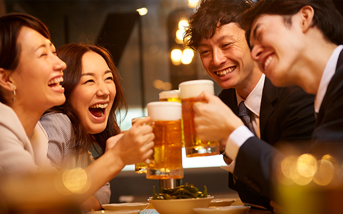 職場の飲み会！派遣の私も参加した方がよい？｜人材派遣会社は【スタッフサービス】