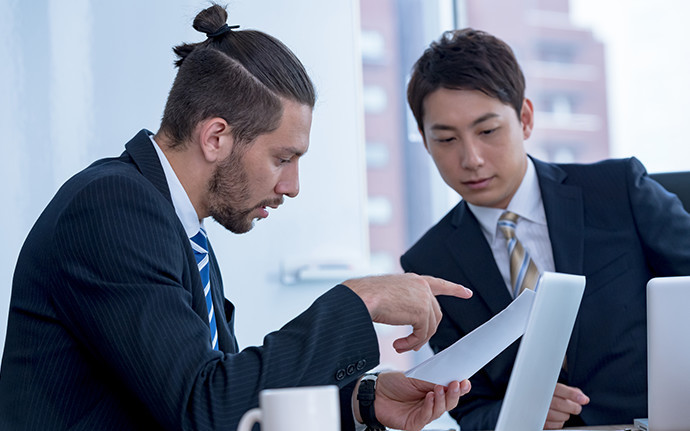 活躍の場は幅広い!?              通訳の仕事内容や特色