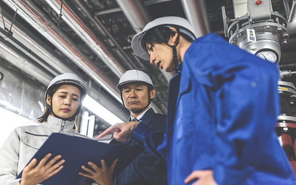 生産技術とは?仕事内容や製造技術との違いについて解説