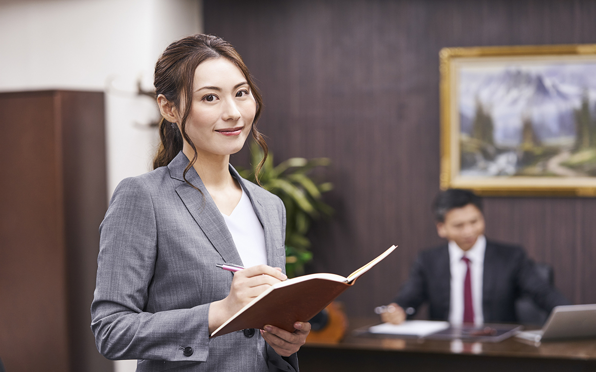 秘書とは?仕事内容や秘書のキャリア・将来性について解説