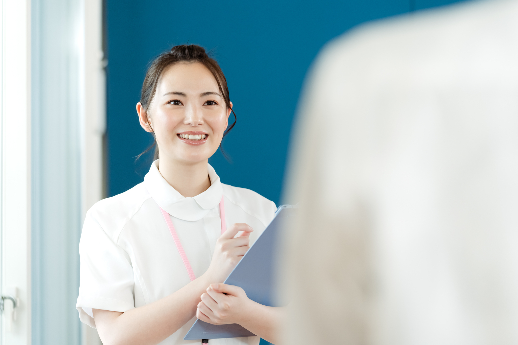 看護助手はどんな仕事? 資格は必要?求められる能力や向いている人も紹介_1_2