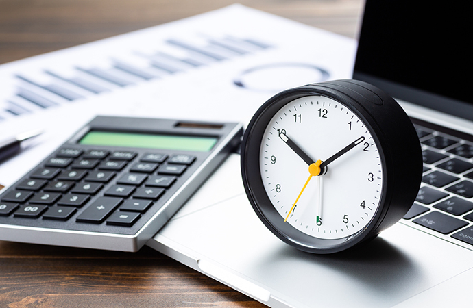 フレックスタイム制とは?仕組みやメリット、残業代について解説_4