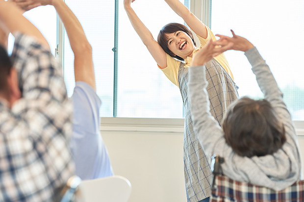 ニーズが高まる介護職に注目!介護サービスの種類や施設別の仕事内容をわかりやすく解説_2