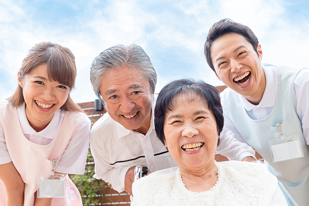 代 30代の 医療 介護職 のみなさん 100人に聞きました 仕事の満足 不満足 貯金額 リアル調査 人材総合サービスのお仕事なら スタッフサービス 代 30代の 医療 介護職 のみなさん 100人に聞きました 仕事の満足 不満足 貯金額 リアル調査 人材総合サービスのお仕事なら スタッフサービス
