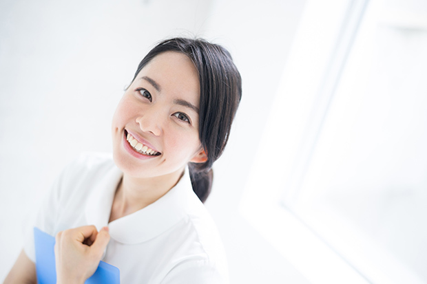 20代、30代の「医療・介護職」のみなさん、100人に聞きました!「勤め始める前と後の印象変化」「向いている人」「休日・仕事後の過ごし方」リアル調査_2_1