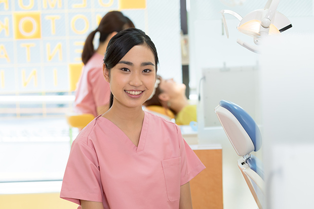 20代、30代の「医療・介護職」のみなさん、100人に聞きました!「勤め始める前と後の印象変化」「向いている人」「休日・仕事後の過ごし方」リアル調査_1_2