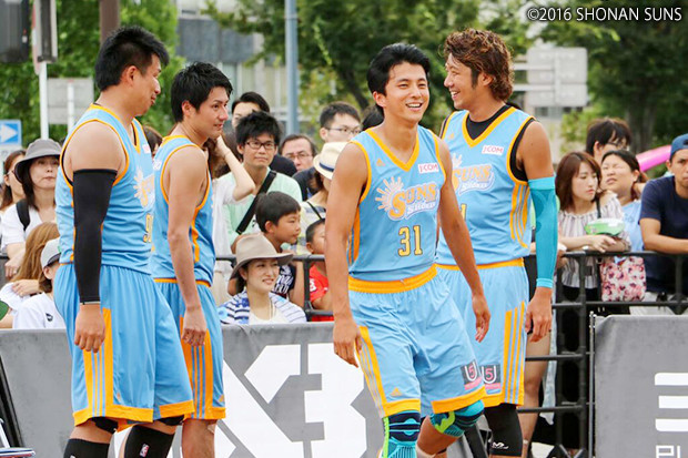 選手人生をあきらめ俳優の道を目指したことも子どもたちのおかげでバスケへの情熱を取り戻しました