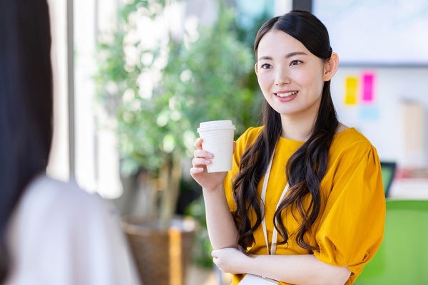 タバコミュニケーションだけじゃない!雑談スペースでの職場のコミュニケーション改善術