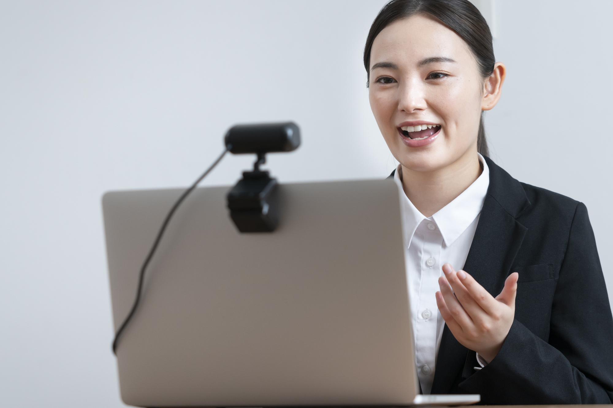 知っておきたいオンライン面接のポイントと事前準備!採用活動の拡大を効果的に_1