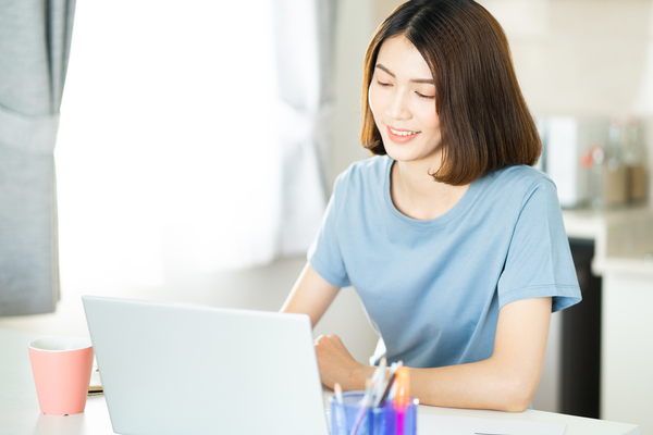 派遣スタッフもテレワークに移行できる!メリットと課題を解説