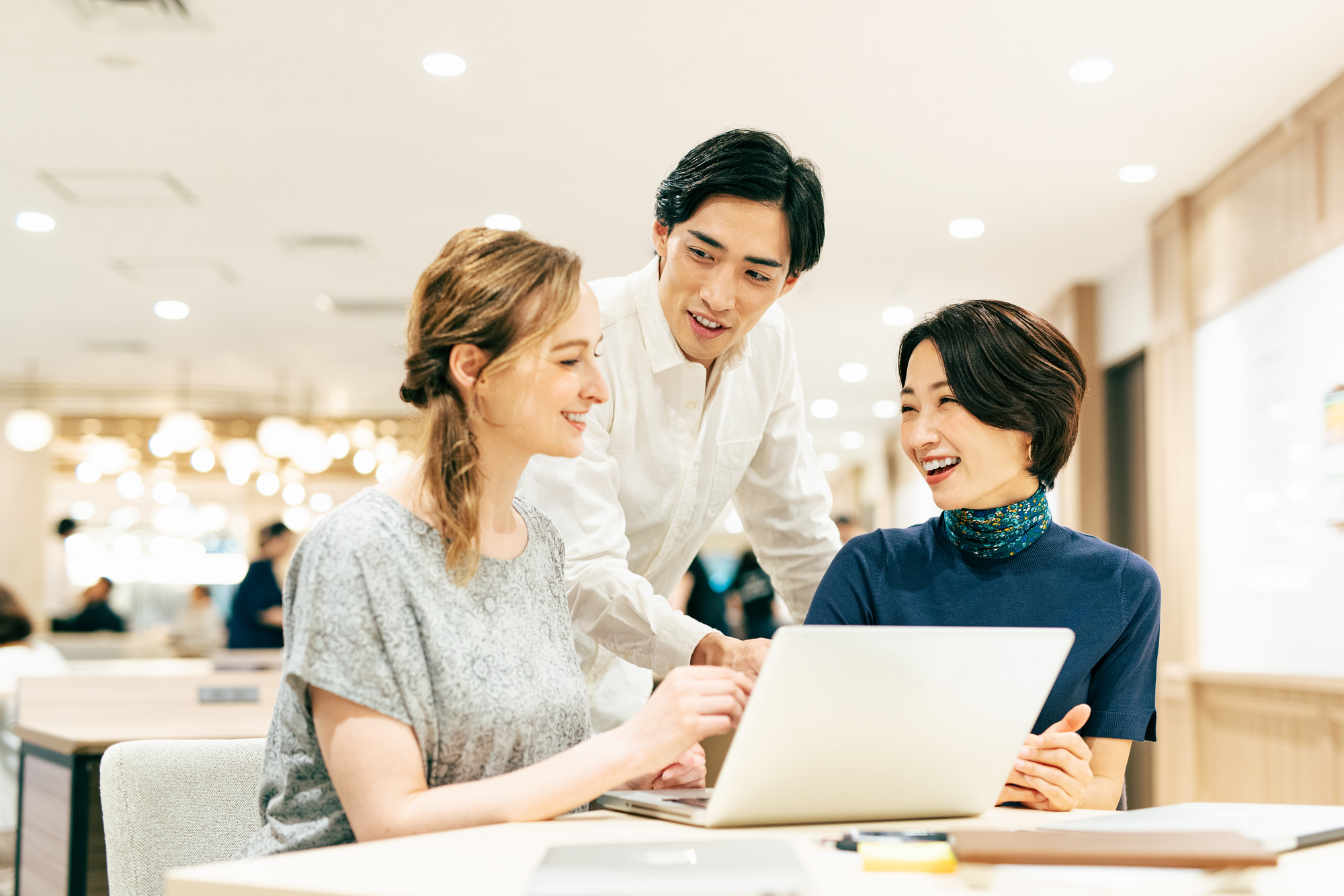 導入企業が増加中。新しい働き方を実現させるフリーアドレスとは_1