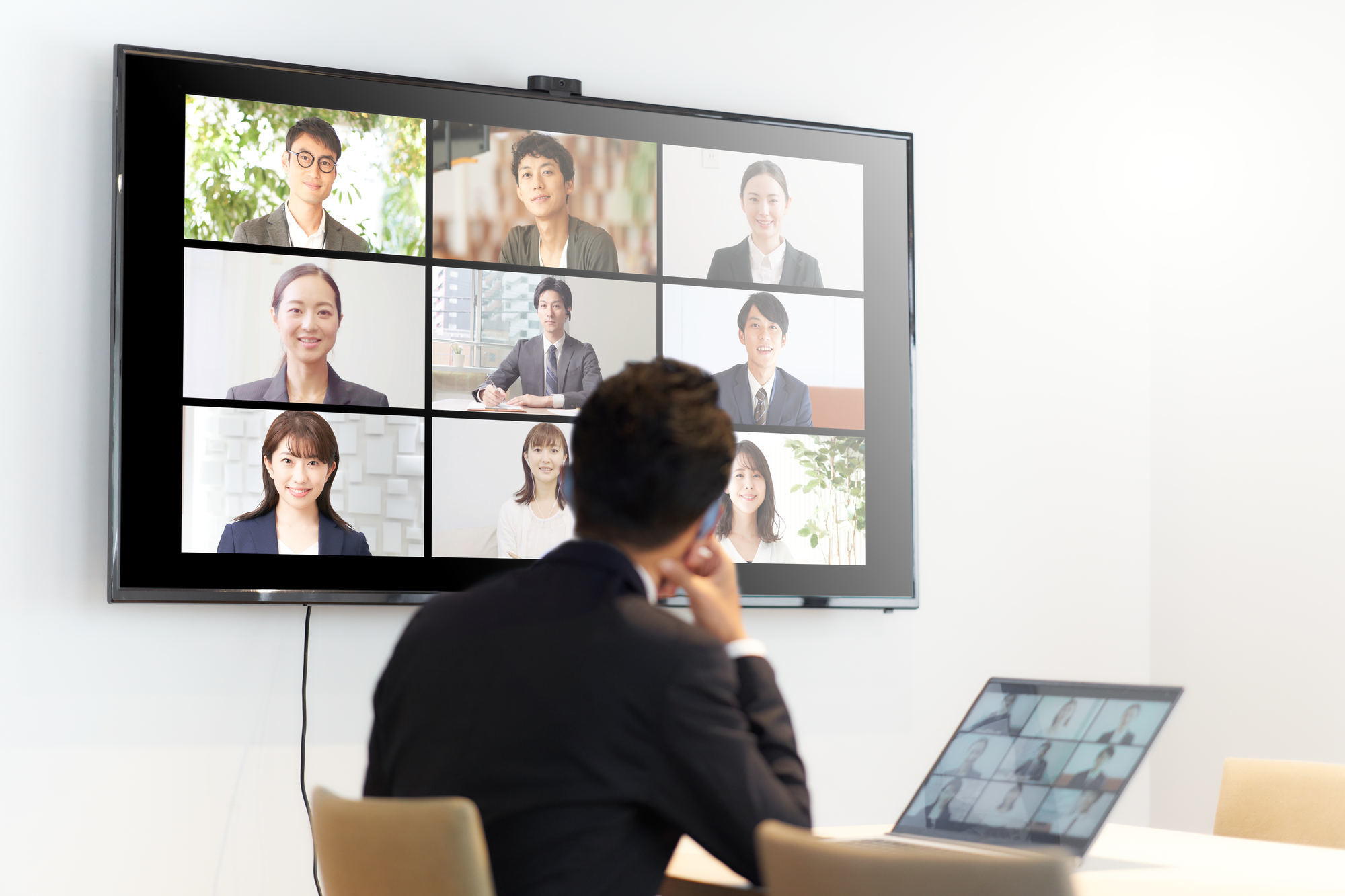 新しい働き方には必須。ビジネスマン注目のオンライン名刺交換とは_3