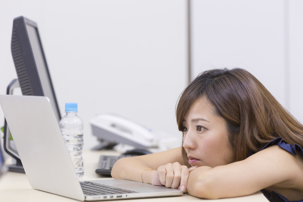 長時間労働の原因と現状は?未然に防ぐための対策をご紹介