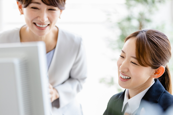 オンボーディングとは? 意味や目的、プロセスと実施のポイントを紹介