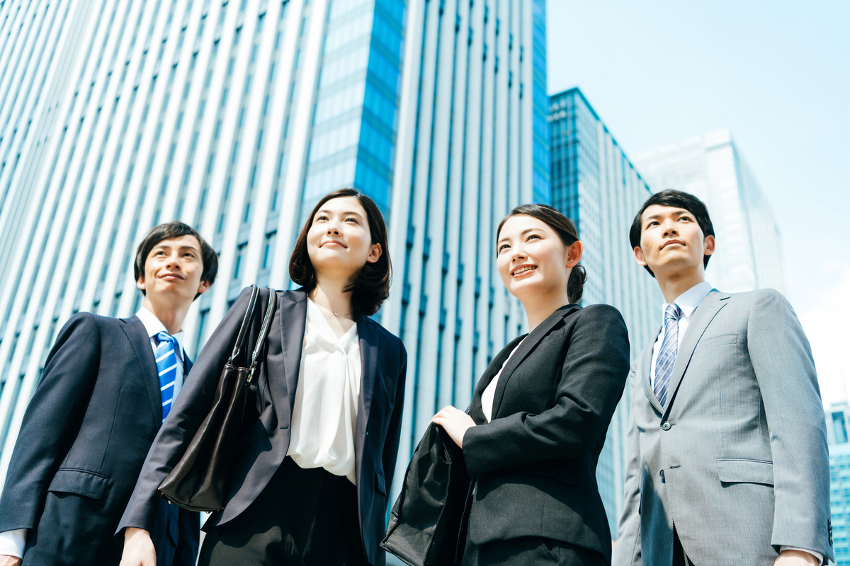 採用通知書とは 内定通知書との違い 書き方や郵送方法などの注意点を解説 人材派遣のお仕事なら スタッフサービス 採用通知書とは 内定通知書との違い 書き方や郵送方法などの注意点を解説 人材派遣のお仕事なら スタッフサービス