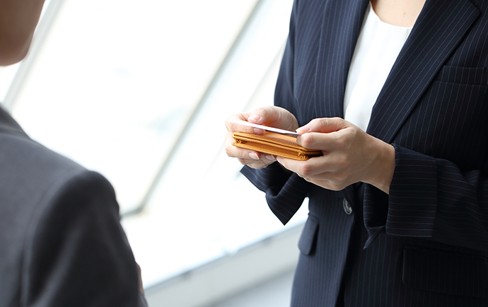 ビジネスの場では失礼にあたる!?ビジネスの言葉遣いの間違い&正解を解説_2_4