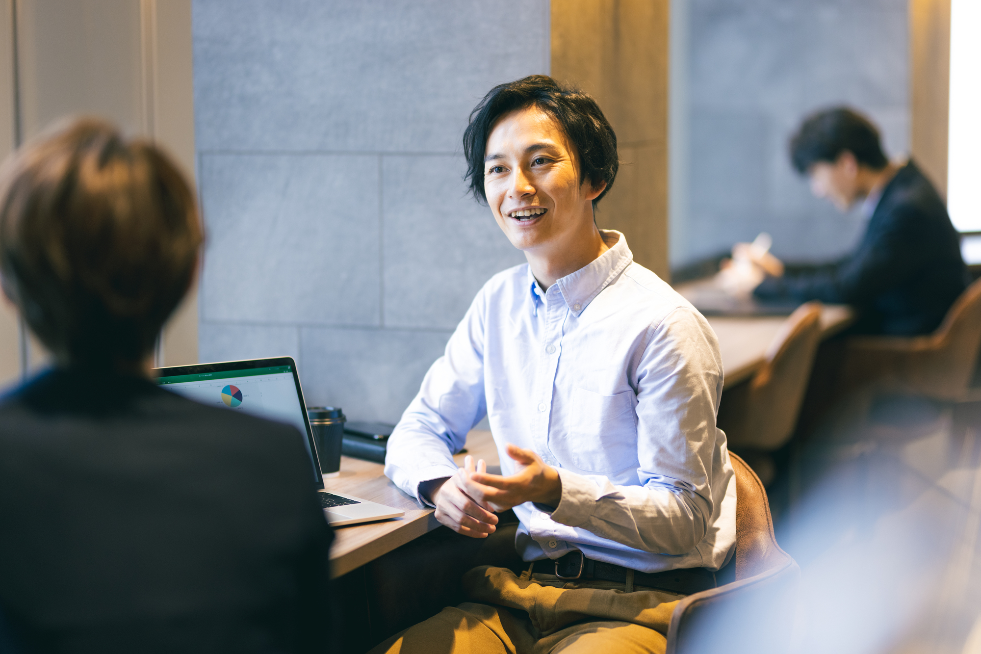 職場への結婚報告はいつ 誰にする 注意点は 例文もあわせて紹介 人材総合サービスのお仕事なら スタッフサービス 職場への結婚報告はいつ 誰にする 注意点は 例文もあわせて紹介 人材総合サービスのお仕事なら スタッフサービス