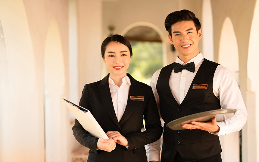 派遣会社から外国人労働者を受け入れるメリット・デメリットとは_2