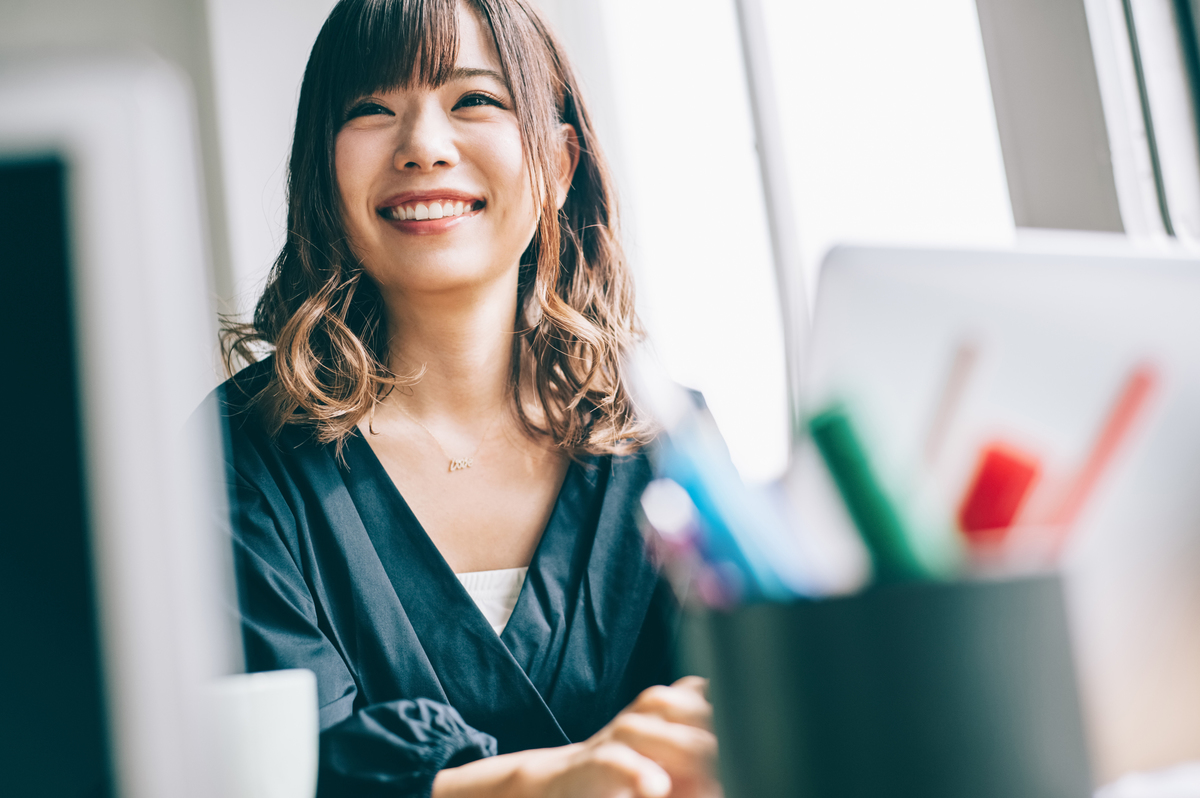 仕事が早い人の特徴とは? 遅い人との違い、仕事が早くなるためのテクニックを紹介