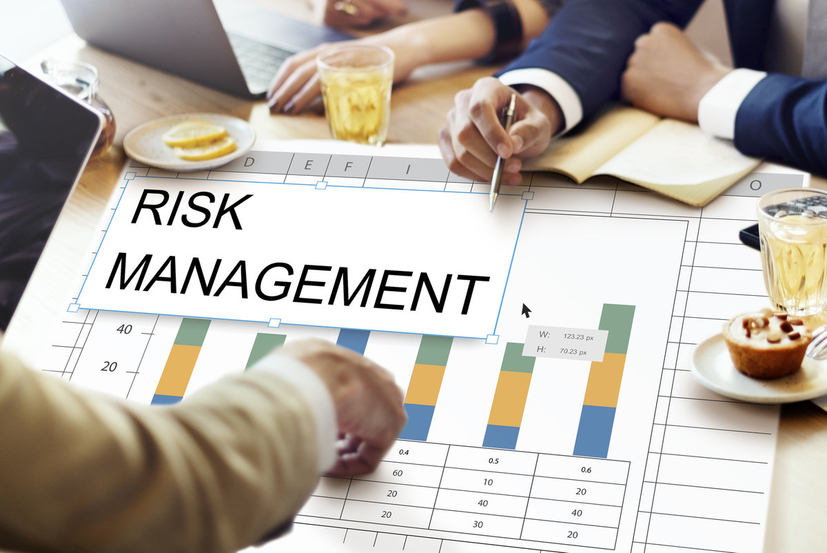 リスクマネジメントとは？リスクの種類や正しいプロセスを紹介