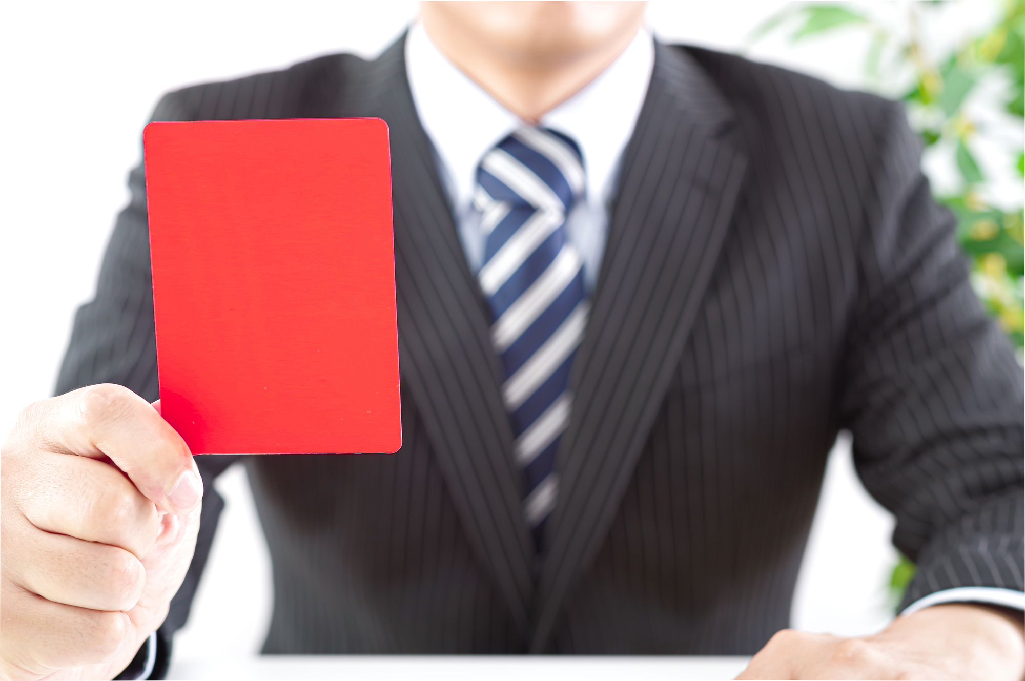 従業員が無断欠勤をする理由とは? 対応方法や解雇の手順と注意点などを紹介_3_3