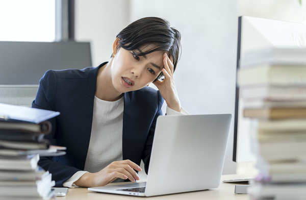 「仕事に疲れた」「辞めたい」と感じた時の対処法は?