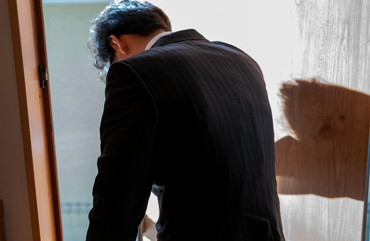 「仕事に行きたくない」会社に行きたくない理由や対処法について解説