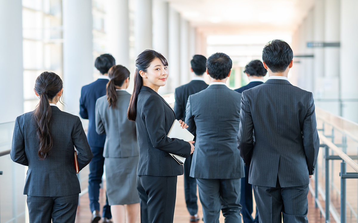 正社員から派遣社員へ転職する理由やメリット・転職のポイントを解説