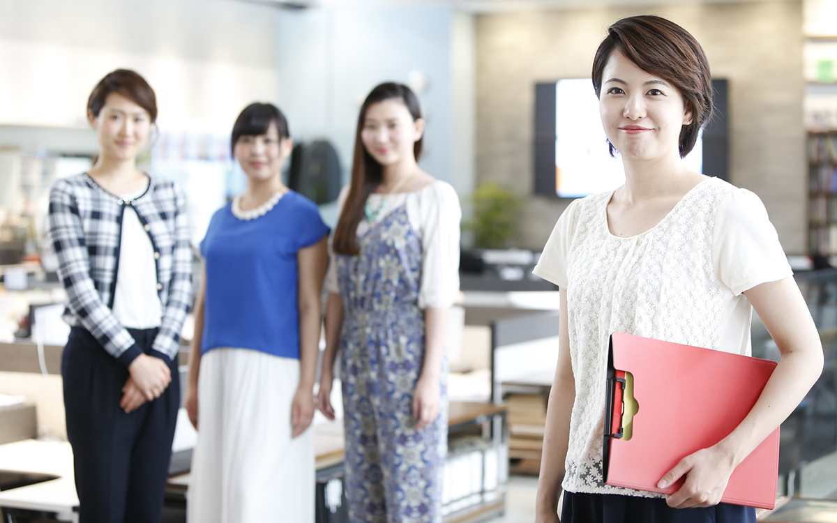 派遣から直接雇用になるには 派遣と直接雇用のメリット デメリットもご紹介 人材派遣のお仕事なら スタッフサービス 派遣から直接雇用になるには 派遣と直接雇用のメリット デメリットもご紹介 人材派遣のお仕事なら スタッフサービス