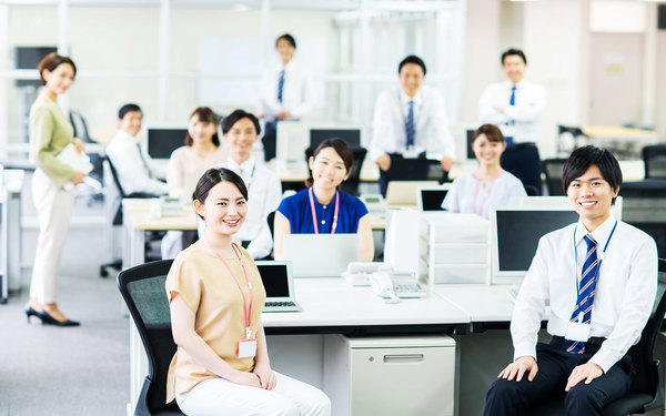 派遣法改正で派遣の働き方はどう変わる? 1986年の施行から2020年の「同一労働同一賃金」までの改正ポイント